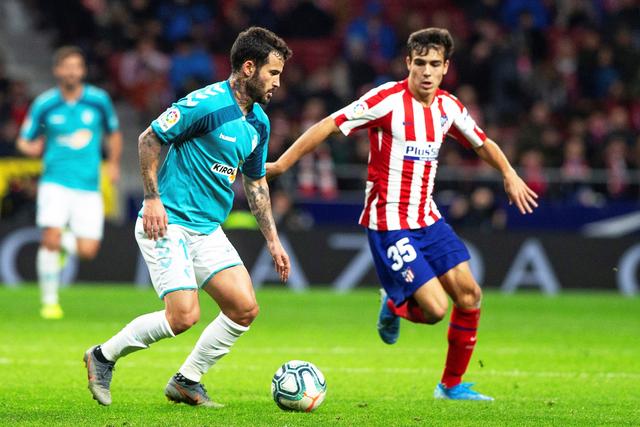 东契奇三双+三分准绝杀 独行侠险胜森林狼2-0