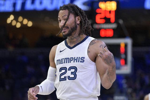 马克西43分詹姆斯31+8+9 湖人负76人止步4连胜